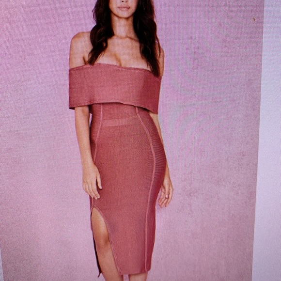 Dress - Picture 3 of 3